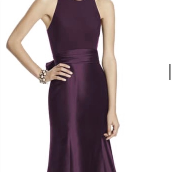 Trumpet Mermaid Gown - Picture 1 of 3